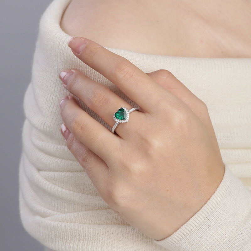 Beloved Secret Realm · 1.2 Carat cultivated emerald Heart Shaped Moissanite Ring