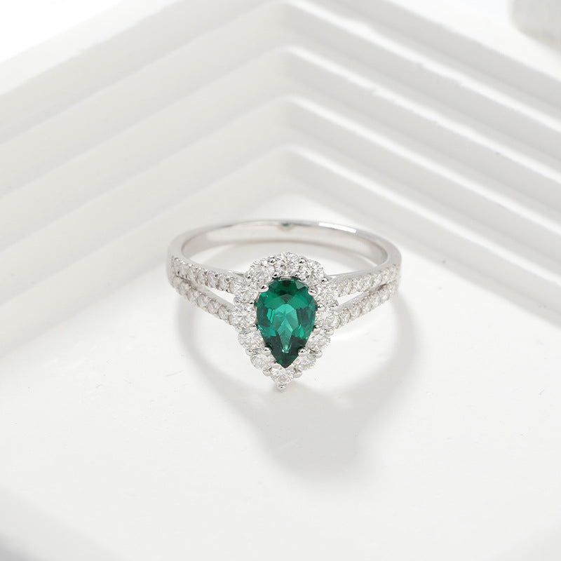 The Wizard of Oz · 1-carat pear shaped moissanite diamond ring