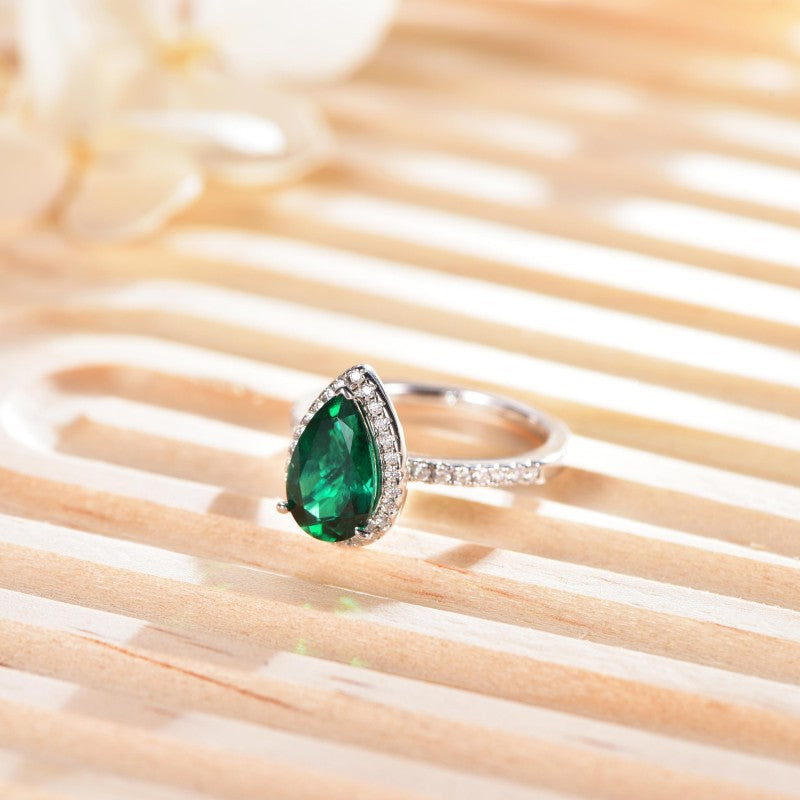 The Wizard of Oz · 3-carat pear shaped moissanite diamond ring