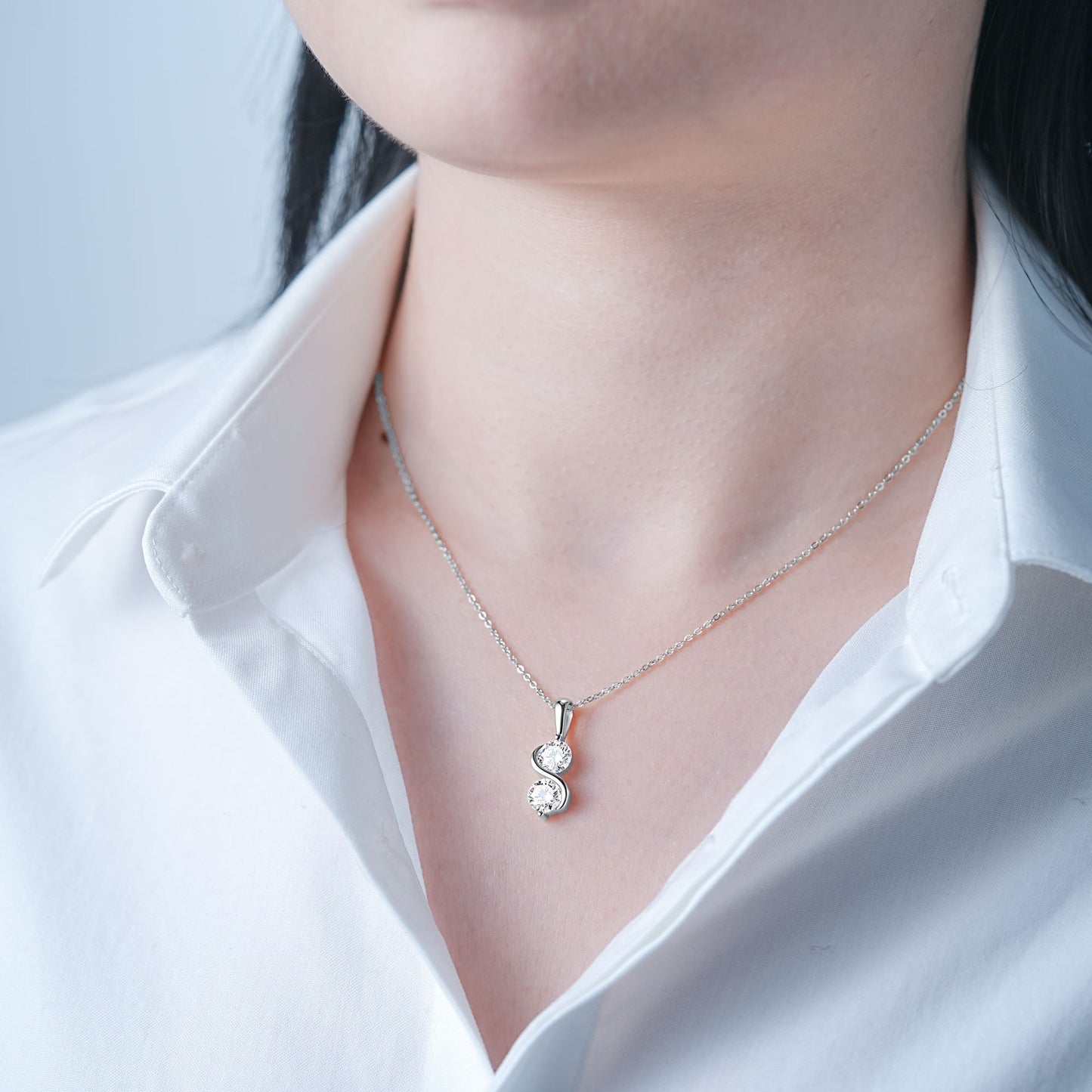 Moissnate diamond necklace with unlimited symbol
