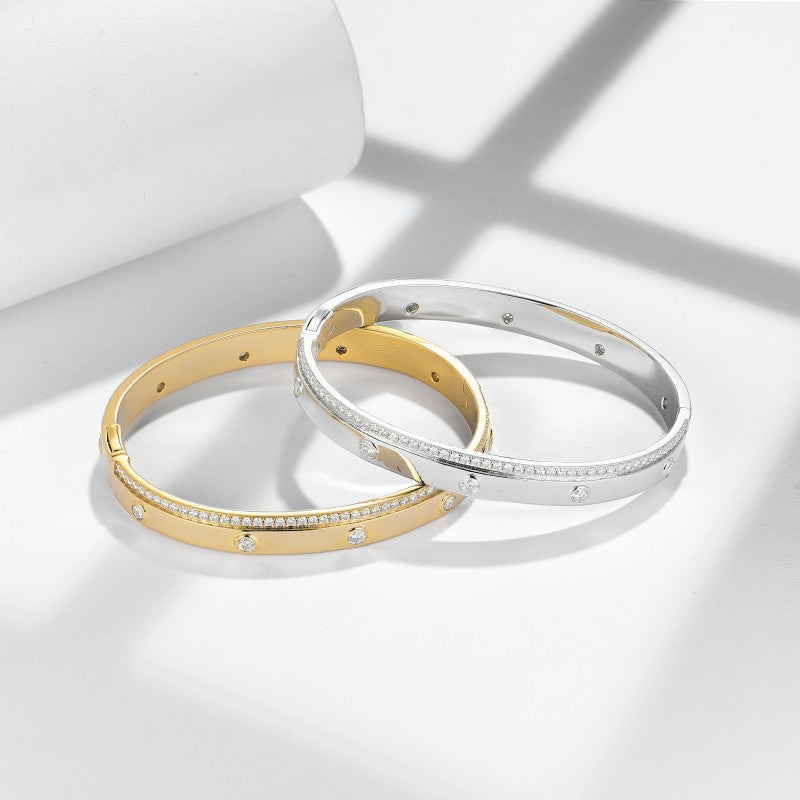 Gilded Gold Star Ring · Silver Plated 18K Gold Moissanite Bracelet