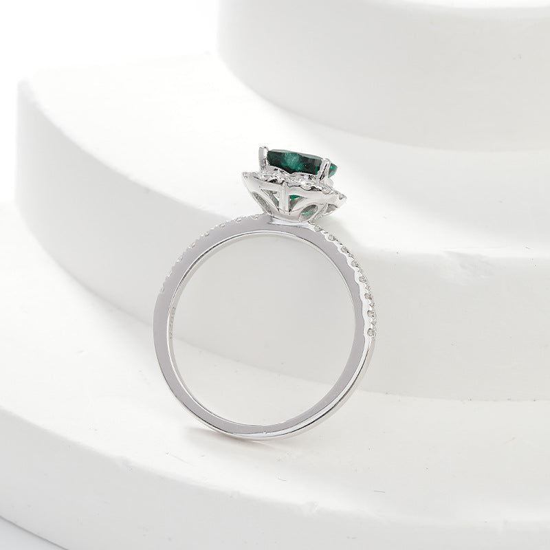 Beloved Secret Realm · 1.2 Carat cultivated emerald Heart Shaped Moissanite Ring