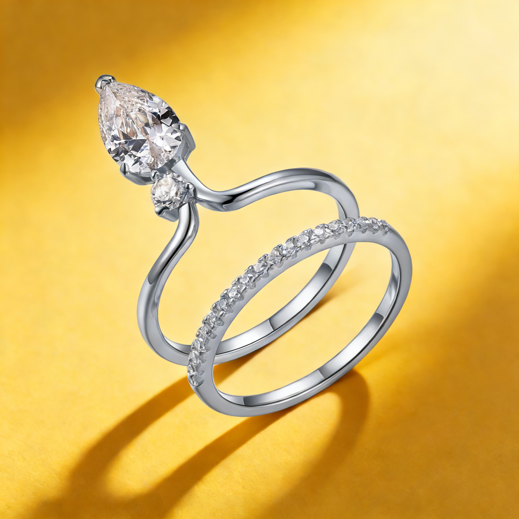 Twin Star Pear& Round Moissanite Double Ring Set