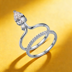 Twin Star Pear& Round Moissanite Double Ring Set