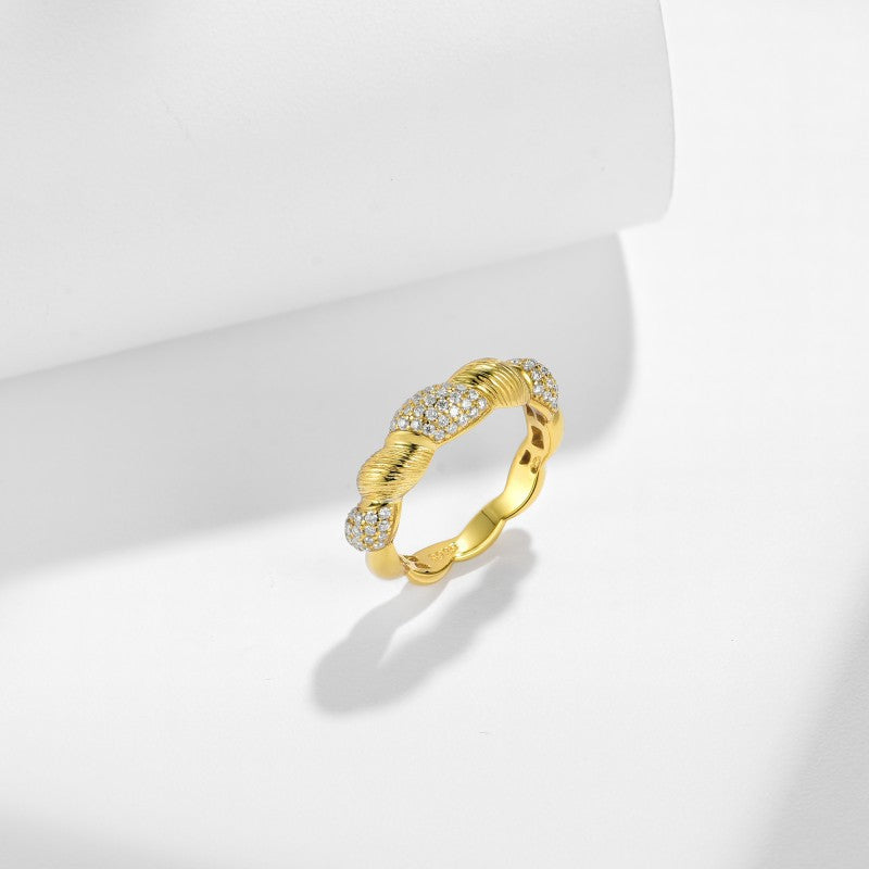Golden Star River · All Moissanite Twisted Rope Ring