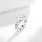 Minimalist Light · 1 Carat Full Moissanite Ring
