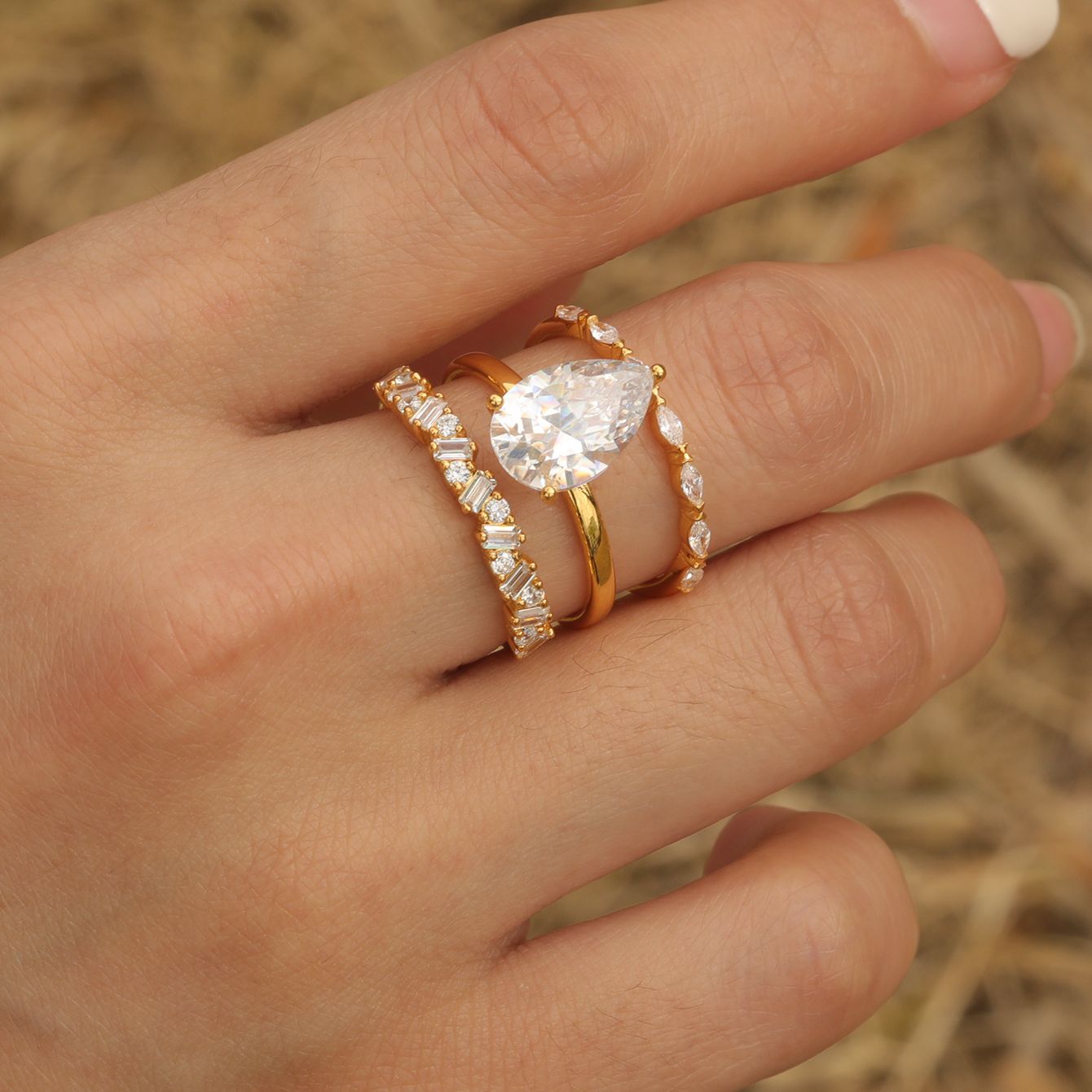 Star River Vortex Elliptical moissanite ring set