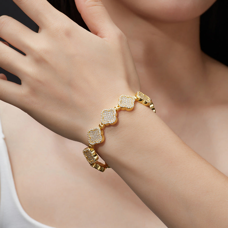 Clover Guardian Moissanite Lucky Bracelet
