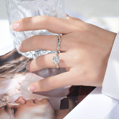 Classic Four Claw Vine Ring Wall 8.0mm2 Carat Full Moissanite Engagement Ring