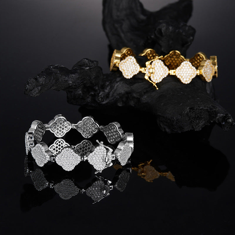 Clover Guardian Moissanite Lucky Bracelet