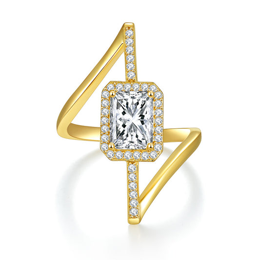 Gilded square moissanite ring - dazzling and dazzling