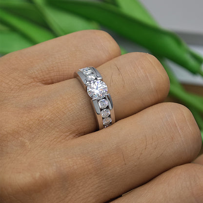 Simple and atmospheric 1-carat men's ring 6.5mm full Mozambique forced setting with broken diamonds 925 silver plated 18k gold ring