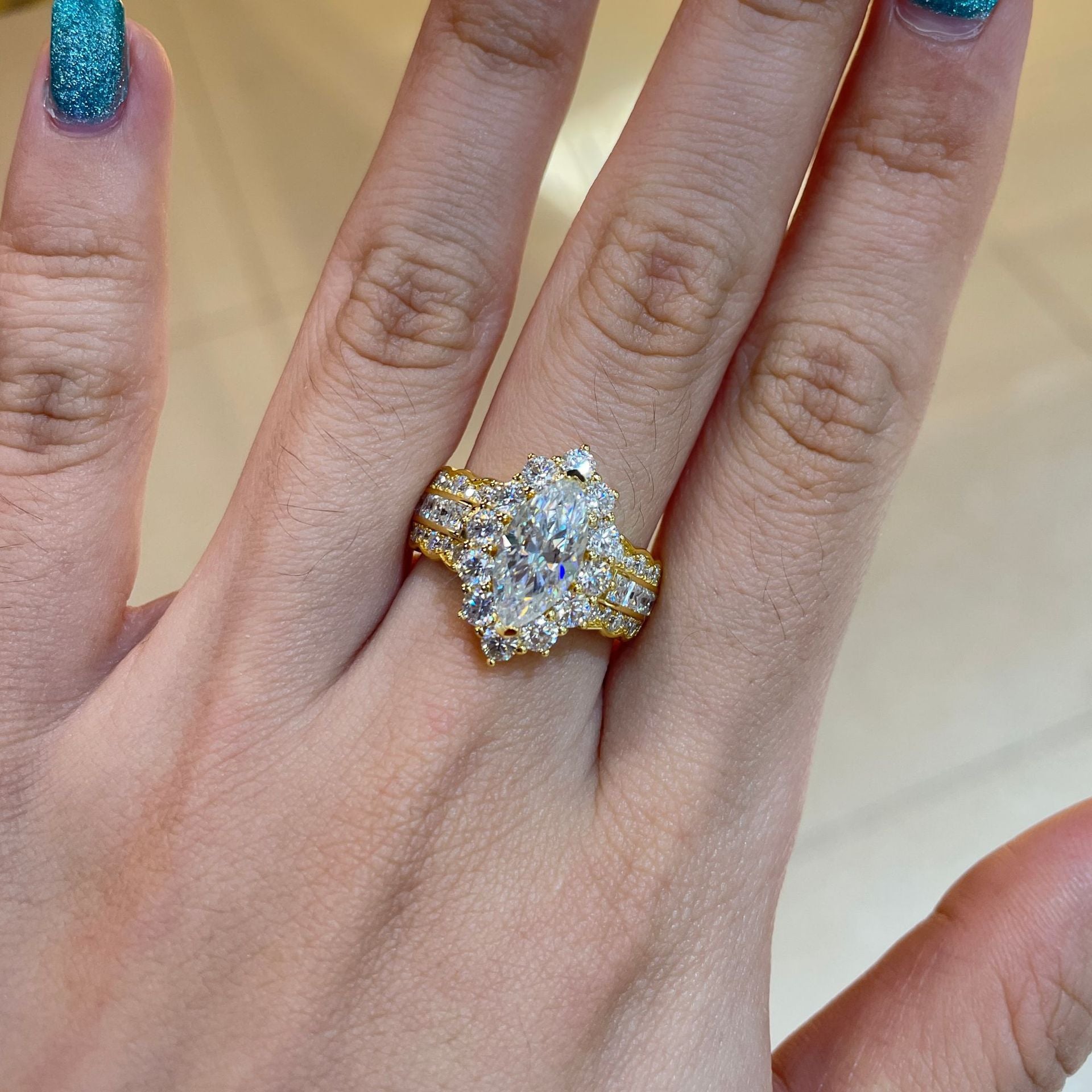 Star River Kiss · Marquise Moissanite Ring