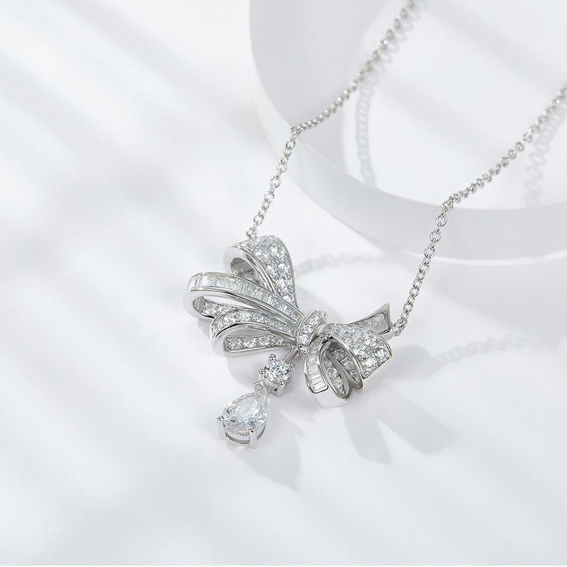 Light luxury bow droplet pear shaped moissanite silver plated 18k gold necklace
