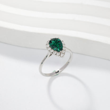 The Wizard of Oz · 1.5-carat pear shaped moissanite diamond ring