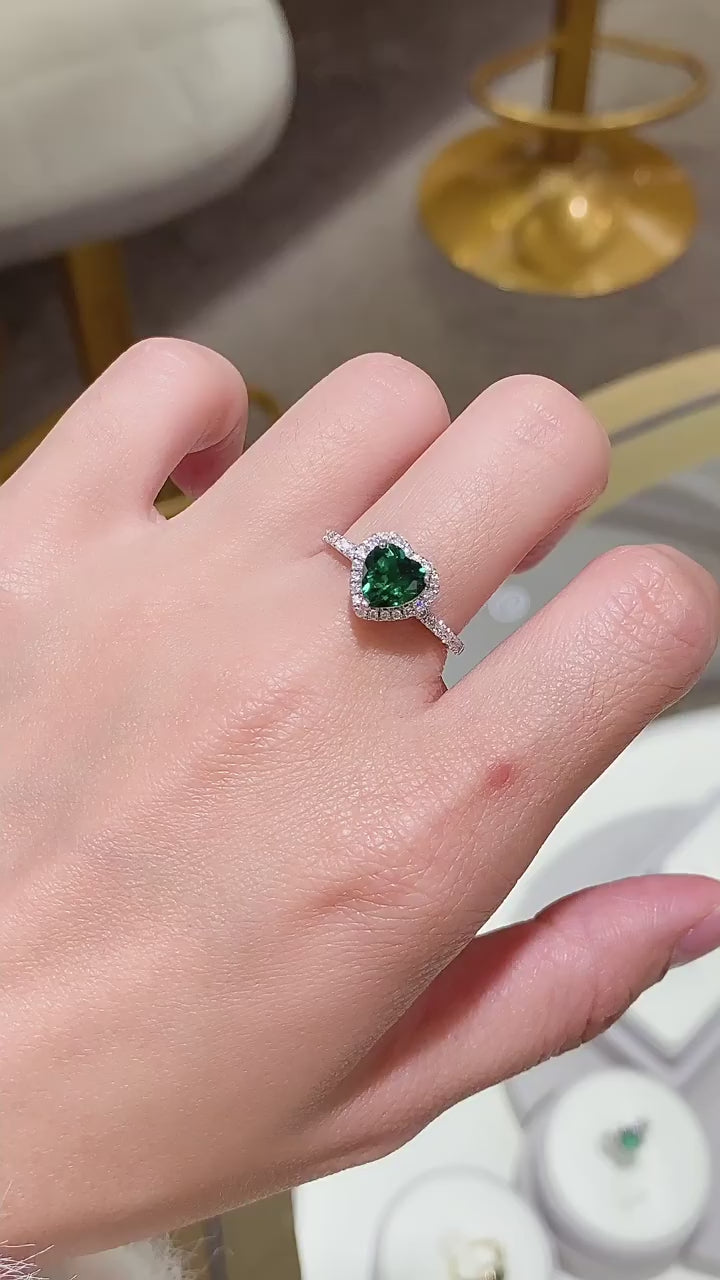 Beloved Secret Realm · 1.2 Carat cultivated emerald Heart Shaped Moissanite Ring