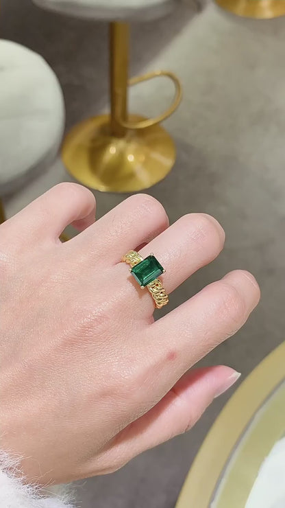 Royal Green Realm · 3 carat cultivated emerald Princess shaped moissanite ring